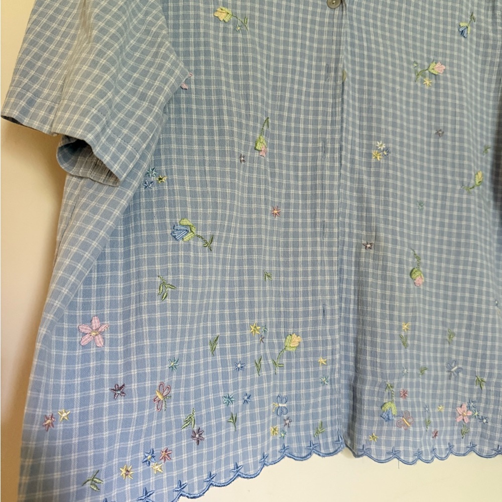 Vintage button down floral